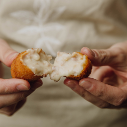 Croquetas cremosas de jamón